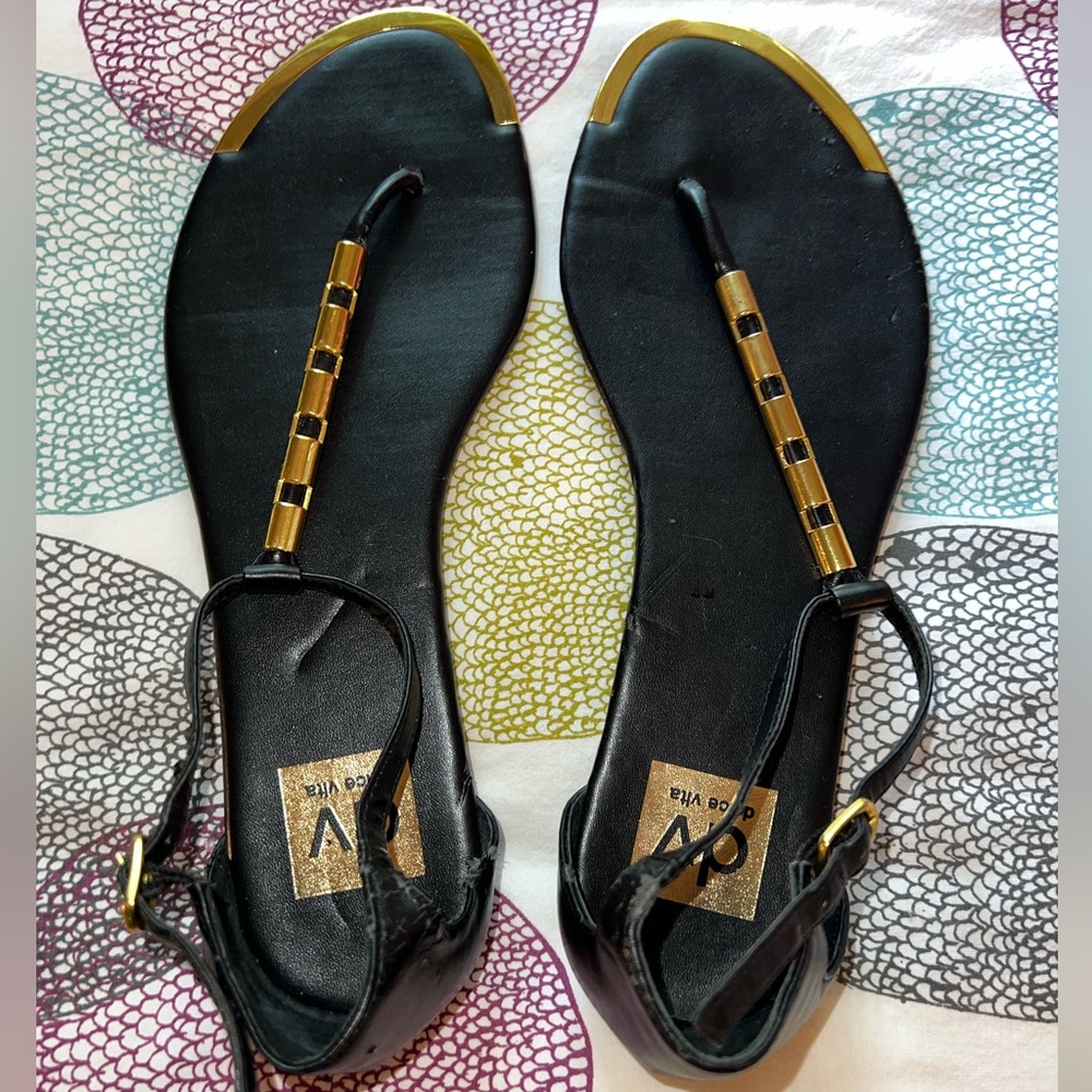 Dolce Vita Black and Gold Sandals - Size 8.5